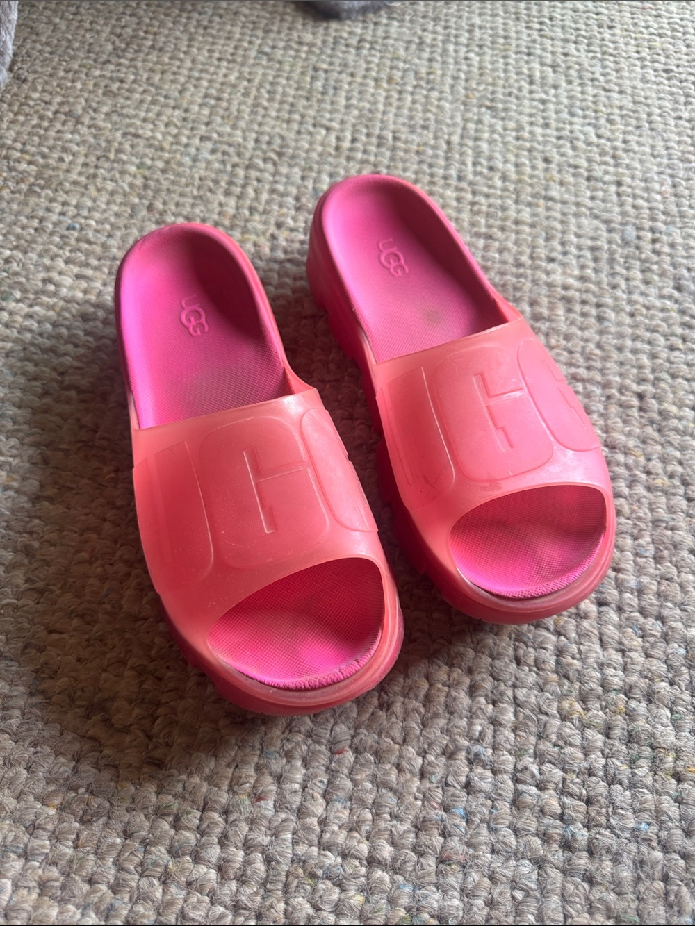 UGG women’s Pink Slide Sandals